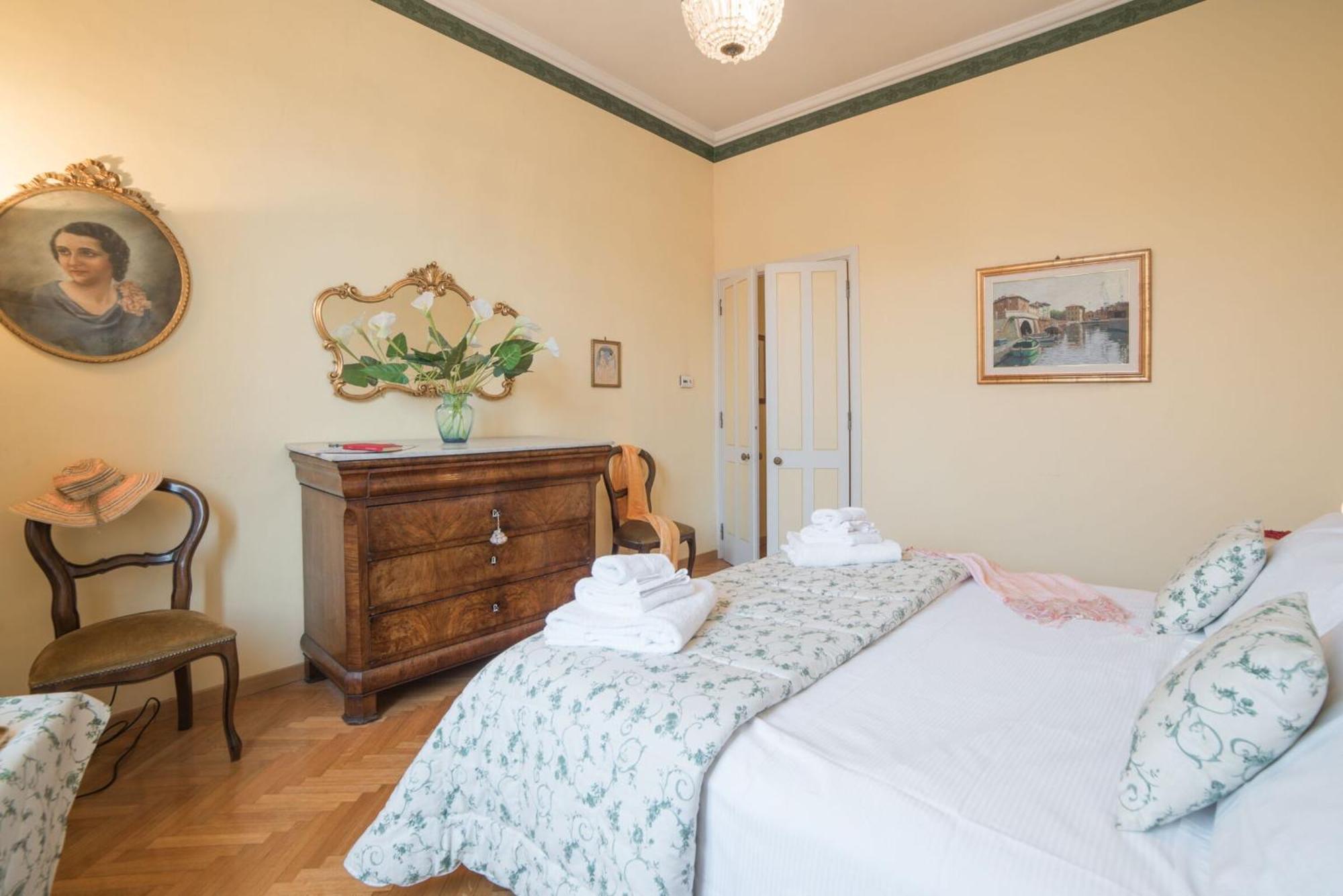 Italian Experience-Duomo Suite ฟลอเรนซ์ ภายนอก รูปภาพ