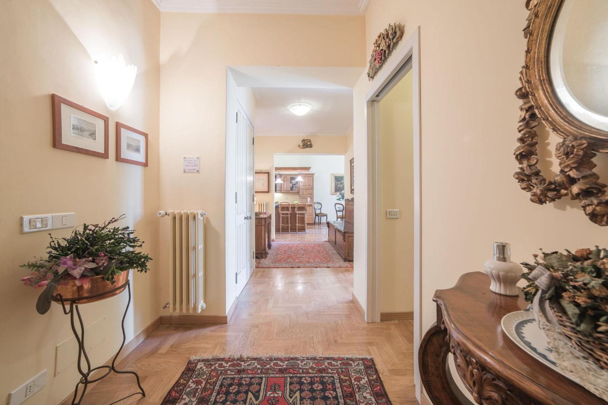 Italian Experience-Duomo Suite ฟลอเรนซ์ ภายนอก รูปภาพ