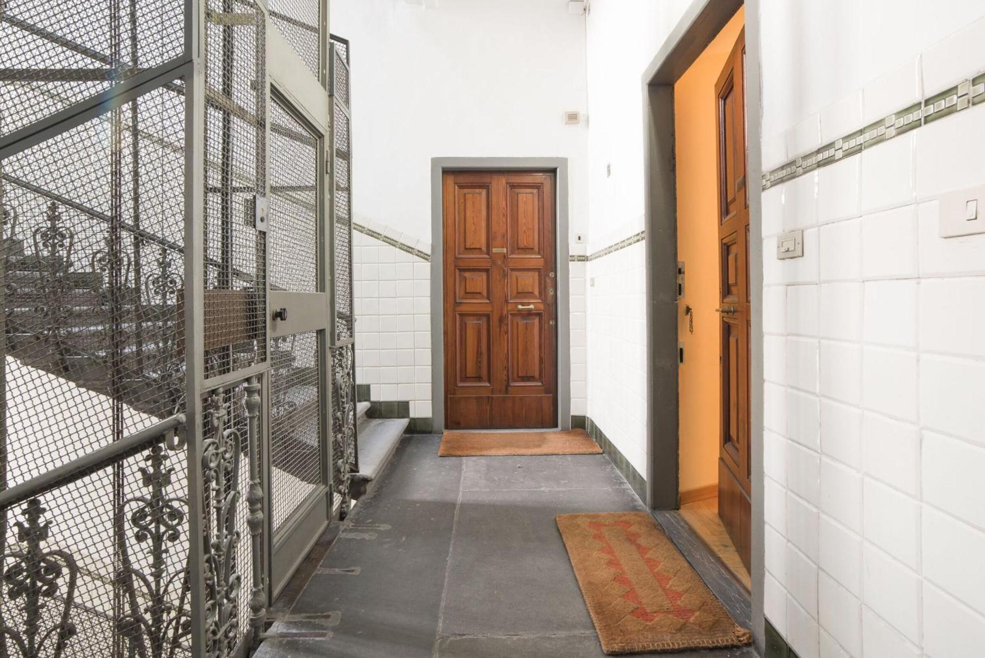 Italian Experience-Duomo Suite ฟลอเรนซ์ ภายนอก รูปภาพ